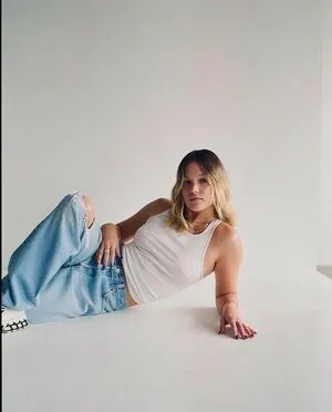 Olivia Holt OnlyFans Leaked Free Thumbnail Picture - #mOaPQ9SSLk