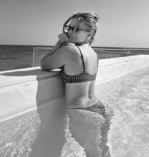 Olivia Holt OnlyFans Leaked Free Thumbnail Picture - #ofAr0rTAKB