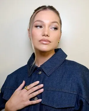 Olivia Holt OnlyFans Leaked Free Thumbnail Picture - #q3weTlfCwK