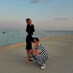 Olivia Holt OnlyFans Leaked Free Thumbnail Picture - #rchOOmh0MH