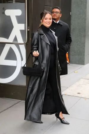 Olivia Holt OnlyFans Leaked Free Thumbnail Picture - #vCcsiZosrY