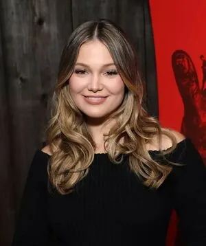 Olivia Holt OnlyFans Leaked Free Thumbnail Picture - #xrzKaGLnyt