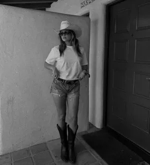 Olivia Holt OnlyFans Leaked Free Thumbnail Picture - #zKmuvlelnw