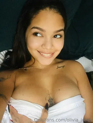 Olivia Jones2 OnlyFans Leaked Free Thumbnail Picture - #isItbLKPow