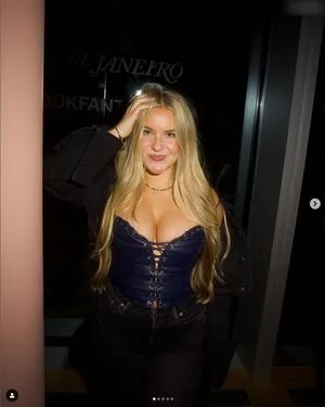 Olivia Kirkby OnlyFans Leaked Free Thumbnail Picture - #Z9Eo3JUtHk