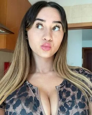 Olivia Lopez OnlyFans Leaked Free Thumbnail Picture - #5NailpMU41