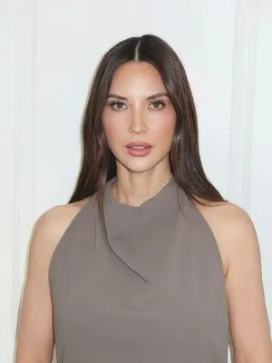 Olivia Munn OnlyFans Leaked Free Thumbnail Picture - #7ABU3nFIV5