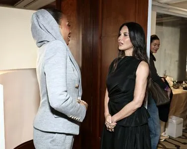 Olivia Munn OnlyFans Leaked Free Thumbnail Picture - #Cquz46GL2J