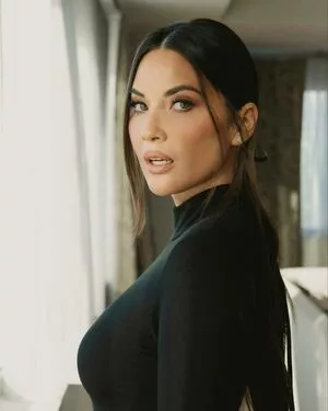 Olivia Munn OnlyFans Leaked Free Thumbnail Picture - #KwAKIsShVK