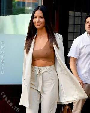 Olivia Munn OnlyFans Leaked Free Thumbnail Picture - #moyVcgA4Tq