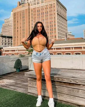 Olivia O OnlyFans Leaked Free Thumbnail Picture - #AmMalLVy8Z