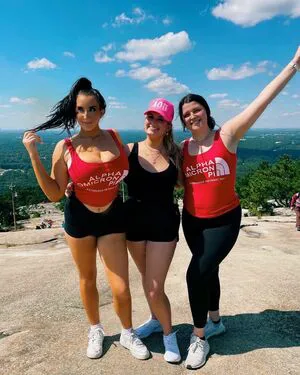 Olivia O OnlyFans Leaked Free Thumbnail Picture - #ViesvImIPo