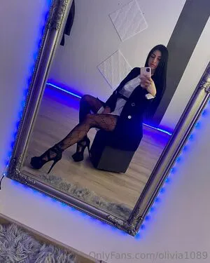 Olivia Olivia1089 OnlyFans Leaked Free Thumbnail Picture - #yndorRWmPw