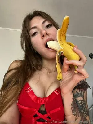 Olivia On Pole OnlyFans Leaked Free Thumbnail Picture - #4jBKXnEufN