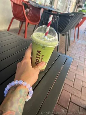 Olivia On Pole OnlyFans Leaked Free Thumbnail Picture - #5C6fRXk759