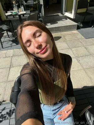 Olivia On Pole OnlyFans Leaked Free Thumbnail Picture - #PwBGrV0Fka