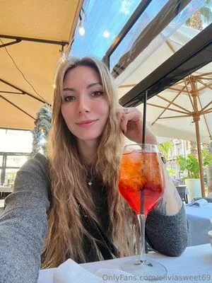 Olivia On Pole OnlyFans Leaked Free Thumbnail Picture - #SICkyk8ynj