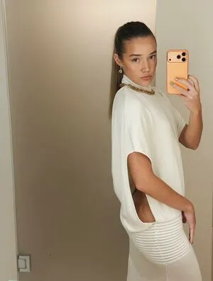 Olivia Ponton OnlyFans Leaked Free Thumbnail Picture - #comgvwj3dj