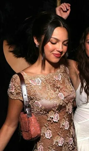 Olivia Rodrigo OnlyFans Leaked Free Thumbnail Picture - #727LysIaD1