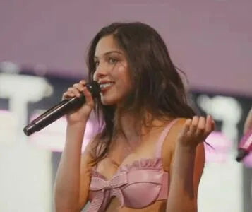 Olivia Rodrigo OnlyFans Leaked Free Thumbnail Picture - #ExMPIST5nR