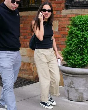 Olivia Rodrigo OnlyFans Leaked Free Thumbnail Picture - #Kx69eK7QRX