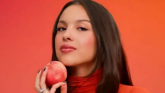 Olivia Rodrigo OnlyFans Leaked Free Thumbnail Picture - #QmY5HnnkH0