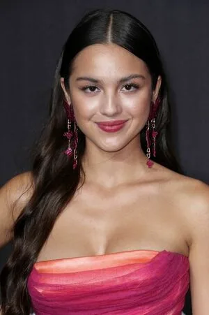 Olivia Rodrigo OnlyFans Leaked Free Thumbnail Picture - #nmJantfnM1