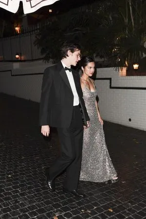 Olivia Rodrigo OnlyFans Leaked Free Thumbnail Picture - #tsaPVKFnNW