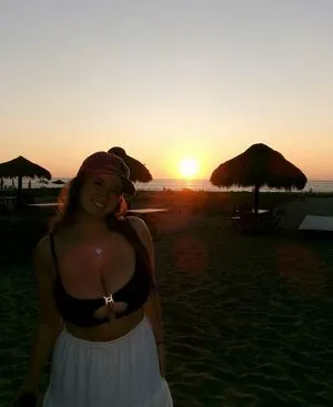 Olivia Rose OnlyFans Leaked Free Thumbnail Picture - #8ye51V31bb