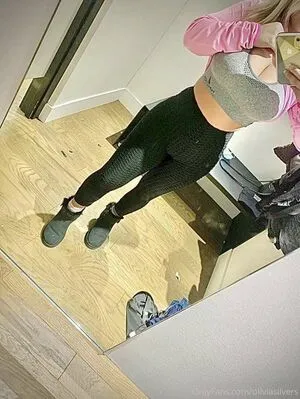 Olivia Silvers OnlyFans Leaked Free Thumbnail Picture - #riuIi8T1D5