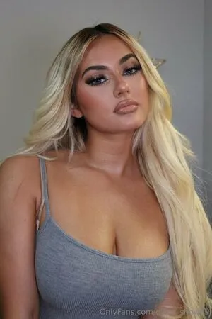 Olivia Snow69 OnlyFans Leaked Free Thumbnail Picture - #CVwFety0cW