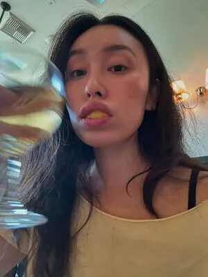 Olivia Sui OnlyFans Leaked Free Thumbnail Picture - #nyngzjhWIk