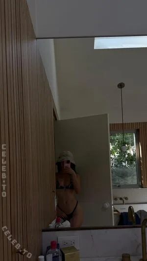 Olivia Sui OnlyFans Leaked Free Thumbnail Picture - #vQubN5di61