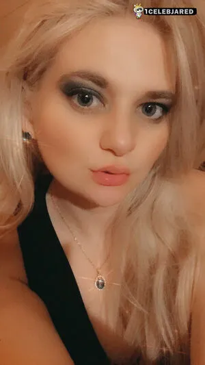 Olivia Van Sky OnlyFans Leaked Free Thumbnail Picture - #fnXcHwIVea