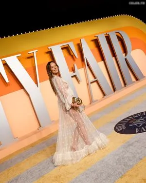 Olivia Wilde OnlyFans Leaked Free Thumbnail Picture - #GuKPLgR1Aw