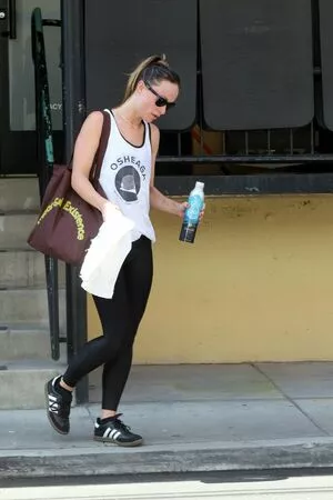 Olivia Wilde OnlyFans Leaked Free Thumbnail Picture - #H3q363Me8p