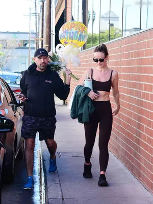 Olivia Wilde OnlyFans Leaked Free Thumbnail Picture - #VuyziWFOpl