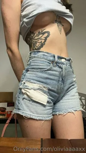 Oliviaaaaxx OnlyFans Leaked Free Thumbnail Picture - #8GkVhsV93S