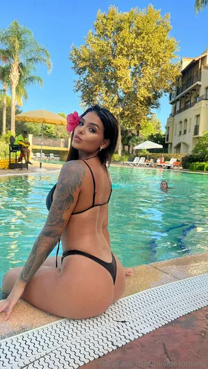 Oliviaaromano OnlyFans Leaked Free Thumbnail Picture - #ZcT6QaANs1