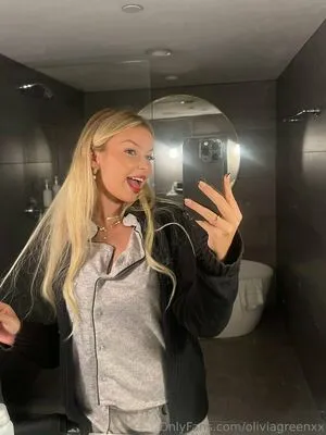 Oliviagreenxx OnlyFans Leaked Free Thumbnail Picture - #IifJqA8Wex