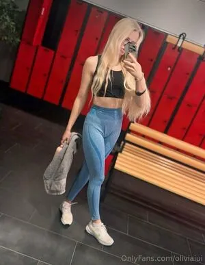 Oliviaiui OnlyFans Leaked Free Thumbnail Picture - #4xBTfrtTdy