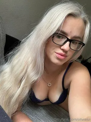 Oliviaiui OnlyFans Leaked Free Thumbnail Picture - #9XEWc8EdS1