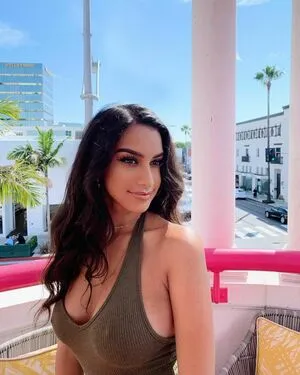 Oliviarae OnlyFans Leaked Free Thumbnail Picture - #R4dSPwWyQU