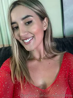 Oliviasmiithfree OnlyFans Leaked Free Thumbnail Picture - #GBwGdKKxRV