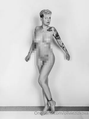 Oliviezizkova OnlyFans Leaked Free Thumbnail Picture - #ONJcOEb45O