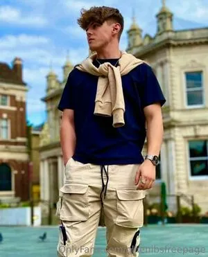 Ollienibsfreepage OnlyFans Leaked Free Thumbnail Picture - #sP624OOAop
