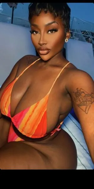 Oluwalinda OnlyFans Leaked Free Thumbnail Picture - #dwxi7DLwNm