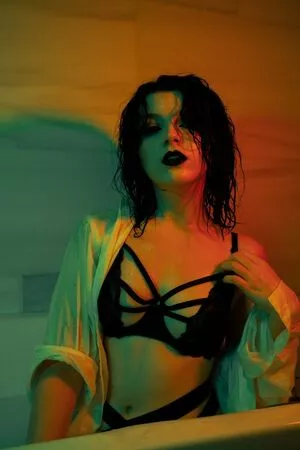 Olyashaa OnlyFans Leaked Free Thumbnail Picture - #BjFPww137D