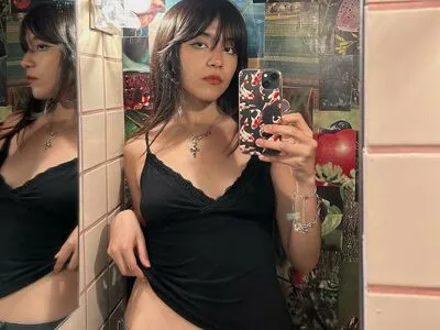 Om4ly OnlyFans Leaked Free Thumbnail Picture - #XsjjJzaSB5