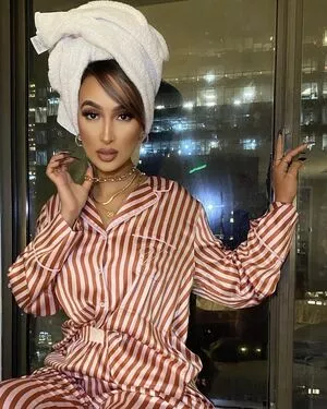 Omaima Benamre OnlyFans Leaked Free Thumbnail Picture - #X1ImLc88Tb